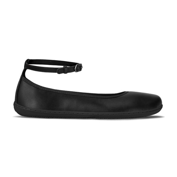Be Lenka Florence (KOOT 38,42), All Black '25 (nahka) - aikuisten paljasjalkaballerinat irrotettavalla remmill&auml;